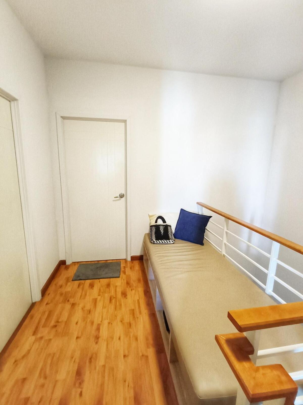 A Cozy 3-Story Townhome Near Bts & Lovely Estuary Ban Khlong Ta Khet Екстер'єр фото
